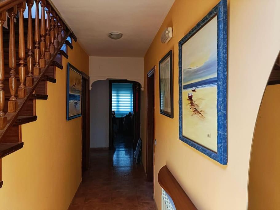 Villa Casa Con Jardin Y Piscina Privada. à Santa Eulalia de Ronsaná Extérieur photo